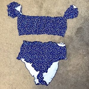 2 Piece Bikini, Size L, Navy with small White flowers.